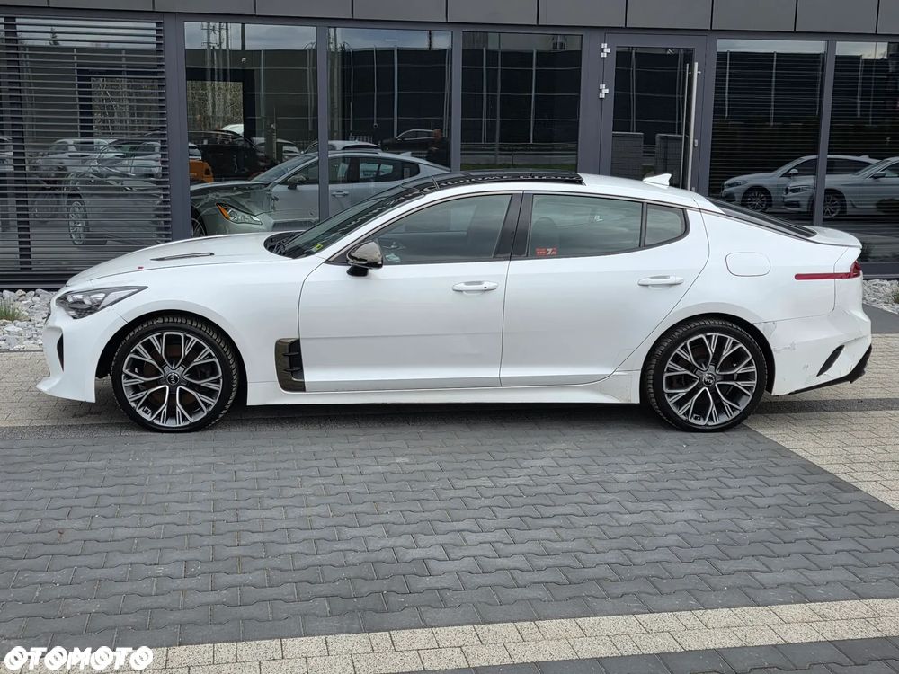 Kia Stinger 2.0 T-GDI XL - 2