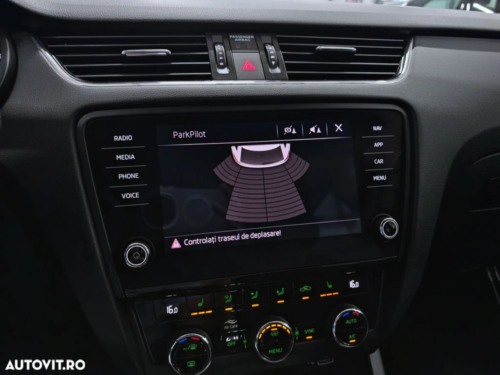 Skoda Octavia 1.6 TDI DSG Ambition - 15