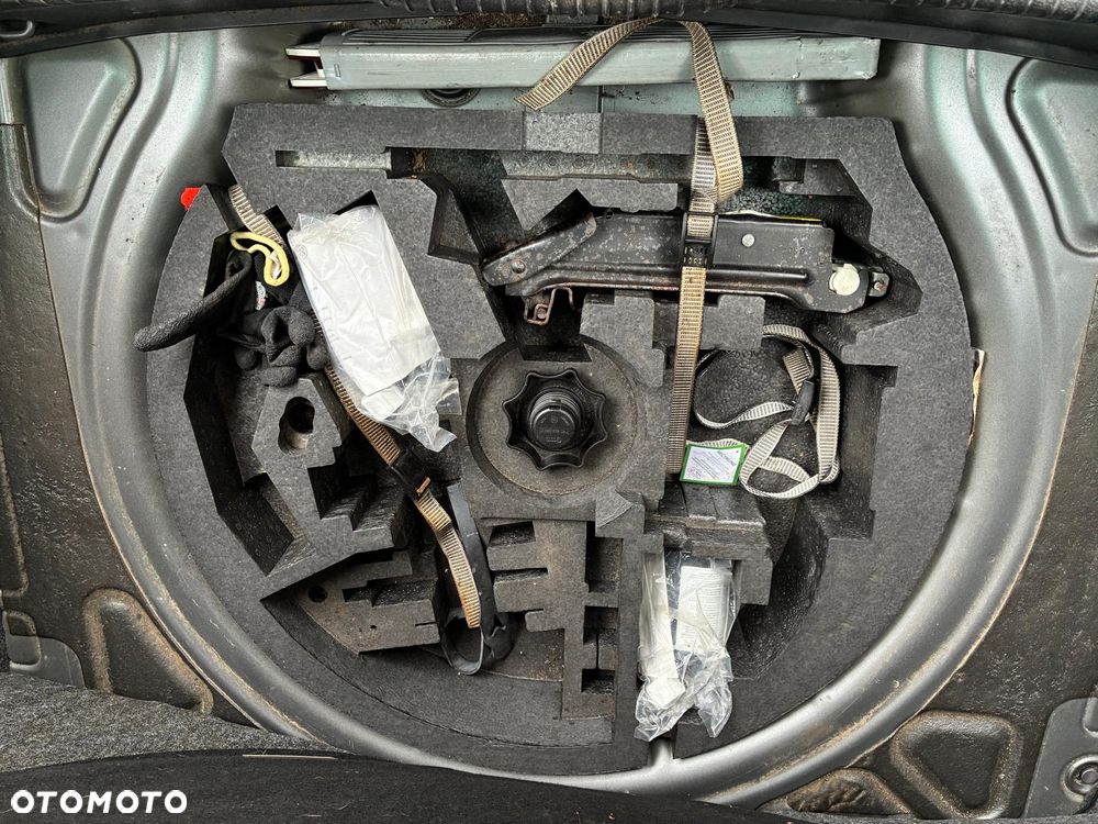 Volkswagen Golf 1.4 Comfortline - 11