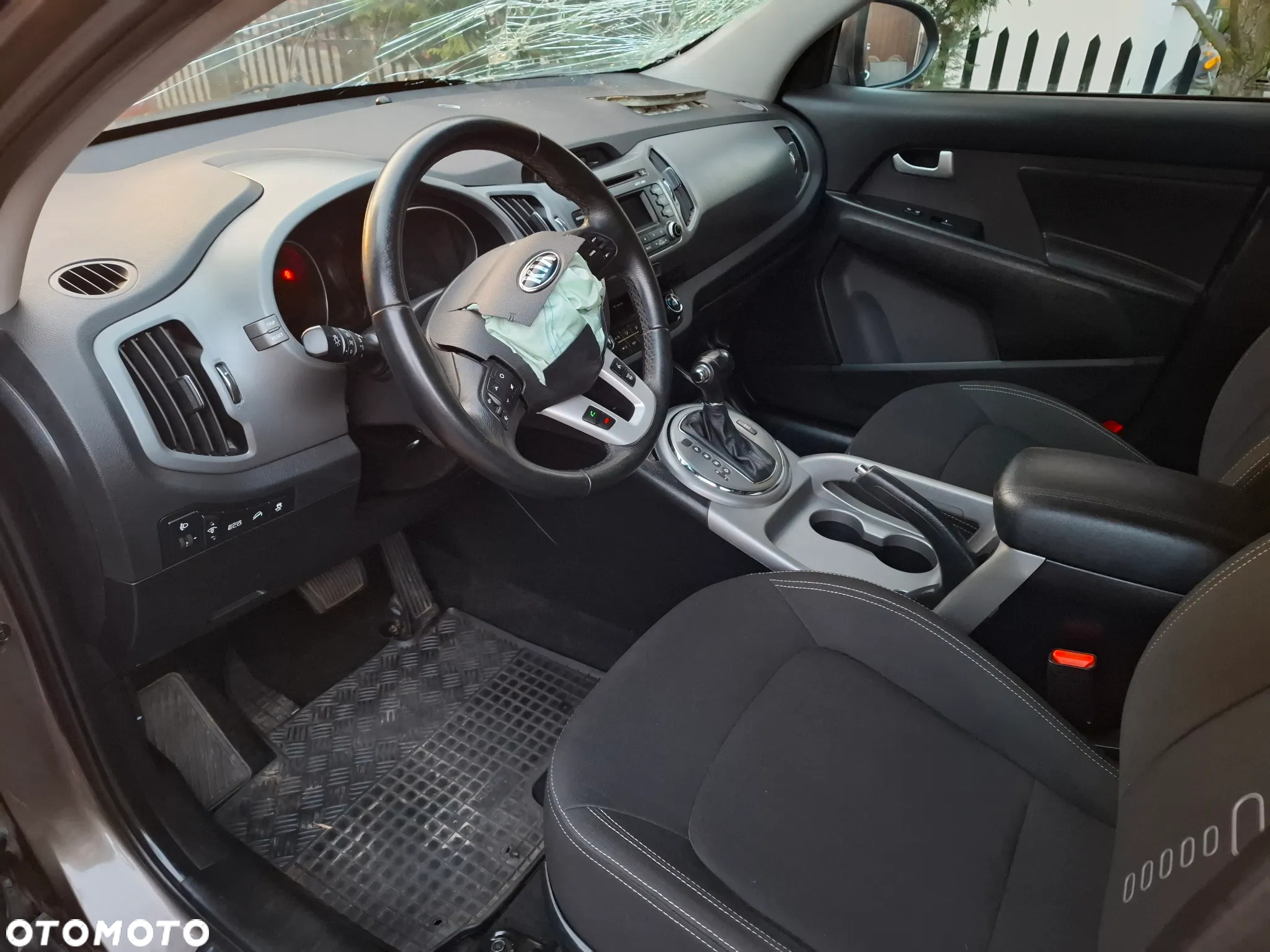 Kia Sportage 2.0 CRDI 4WD Automatik Dream-Team Edition - 13