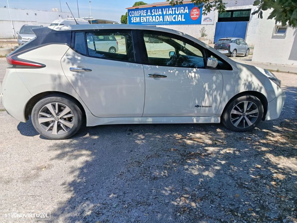 Nissan Leaf - 6