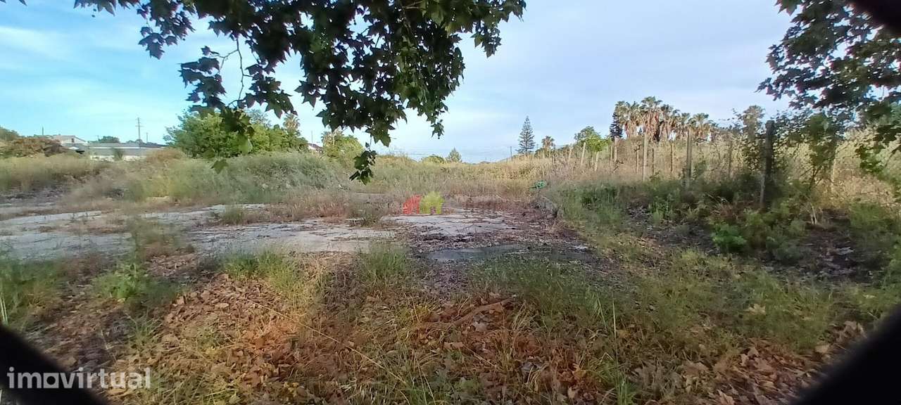 Terreno com 8.396 m2, urbanizável, em Brejos do Assa, Palmela - Grande imagem: 3/17