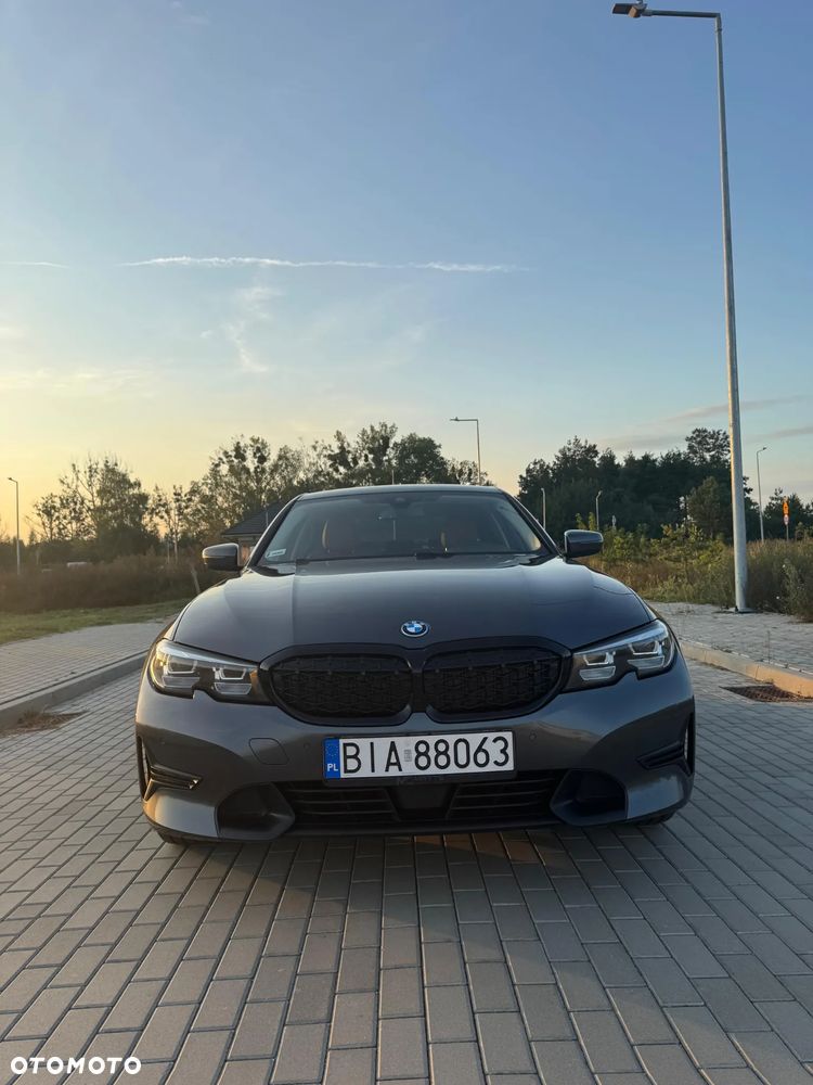 BMW Seria 3 330e PHEV xDrive - 5