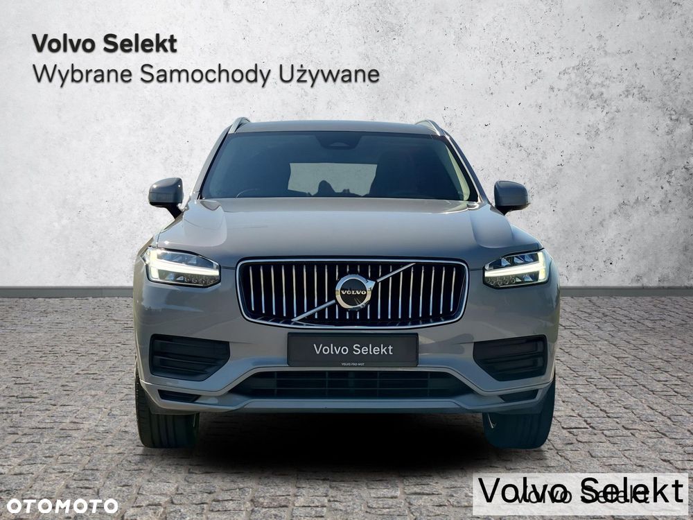 Volvo XC 90 - 9