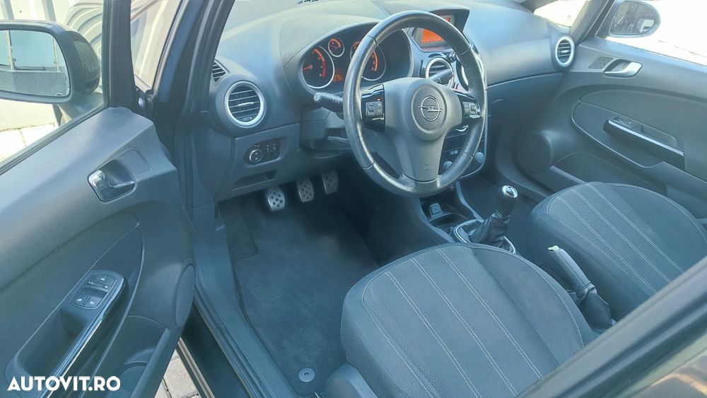 Opel Corsa 1.4 16V Color Edition - 5