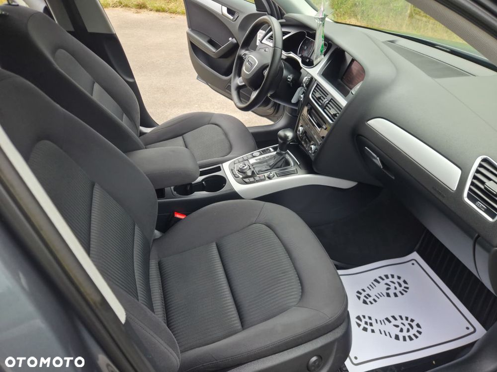 Audi A4 Limousine - 17