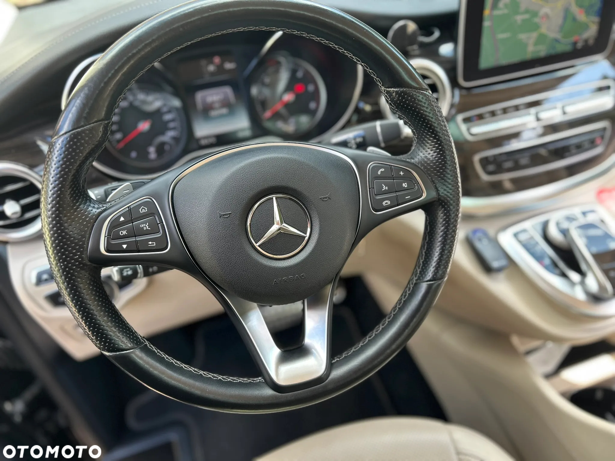 Mercedes-Benz Klasa V 250 (BlueTEC) d Avantgarde 7G-Tronic (d³ugi) - 19