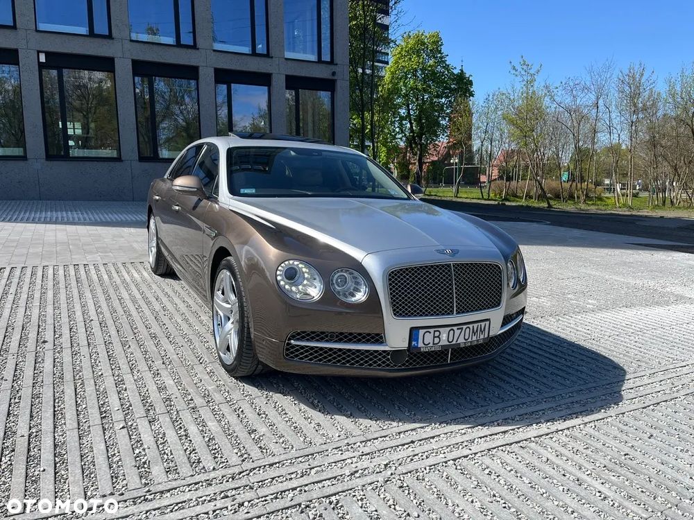 Bentley Flying Spur W12 - 3