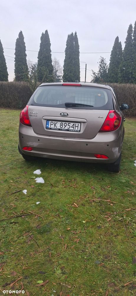 Kia Ceed 1.6 Crdi Comfort + - 9