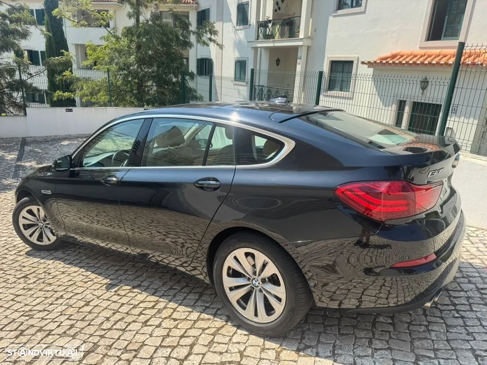 BMW 530 Gran Turismo d xDrive - 2