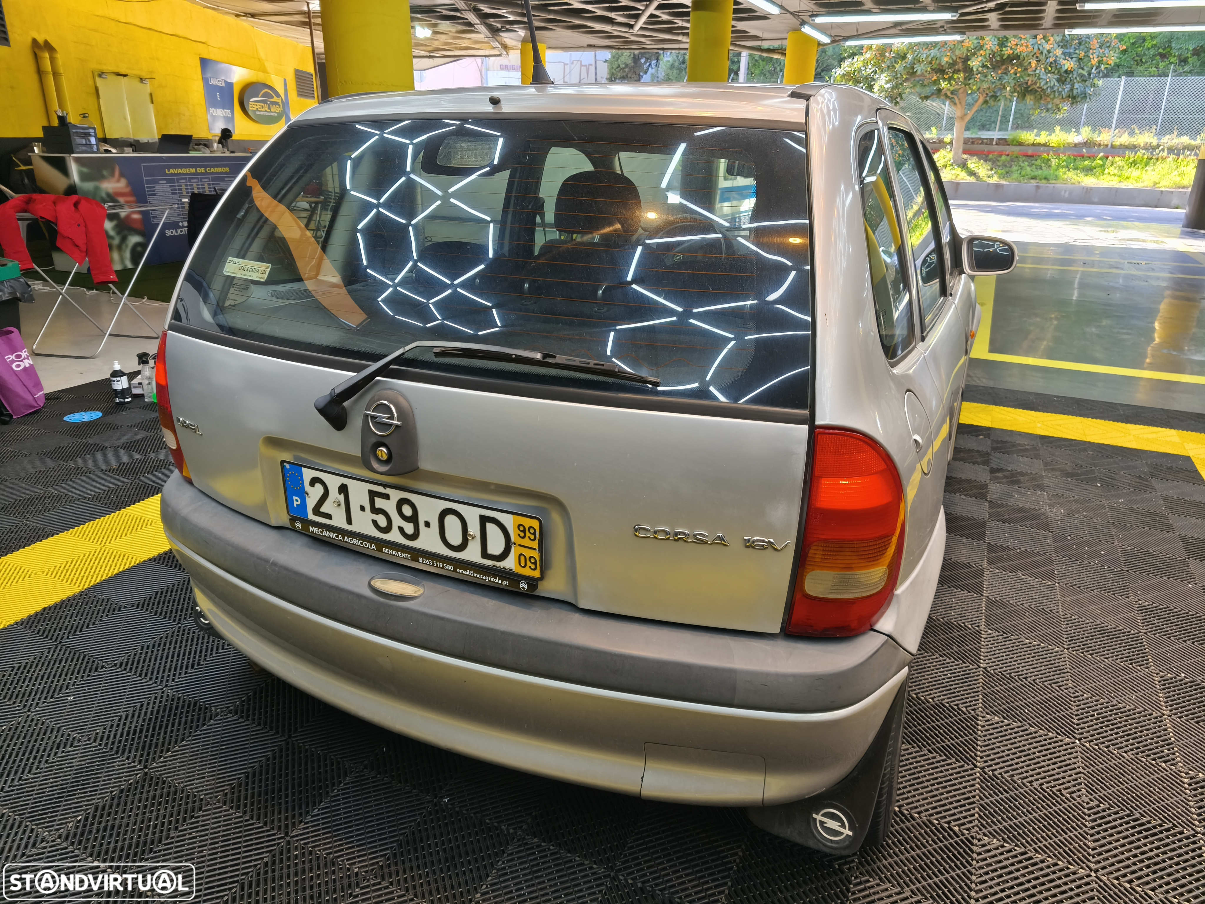 Opel Corsa 1.2 16V 100 - 18