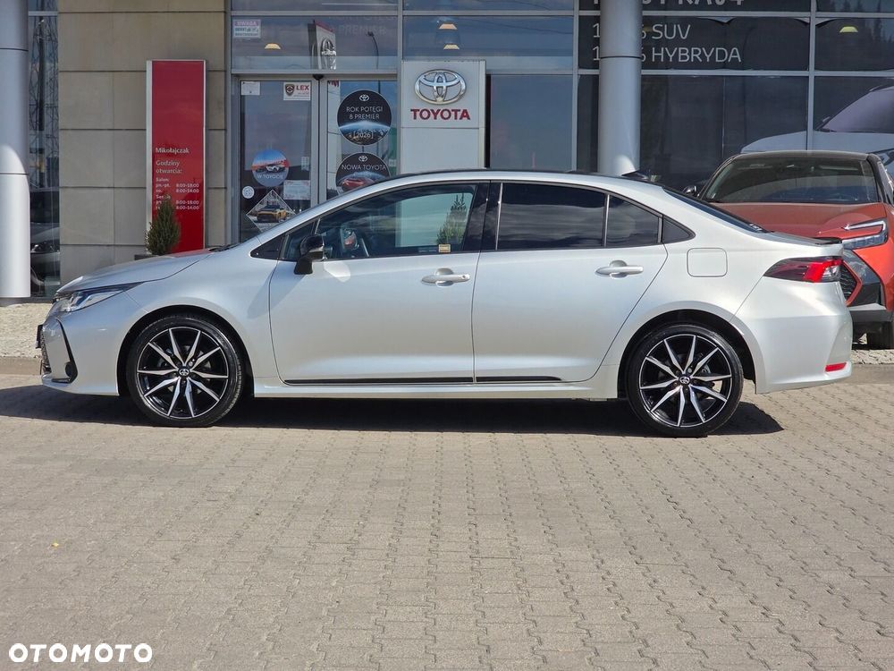 Toyota Corolla 1.8 Hybrid GR Sport - 3