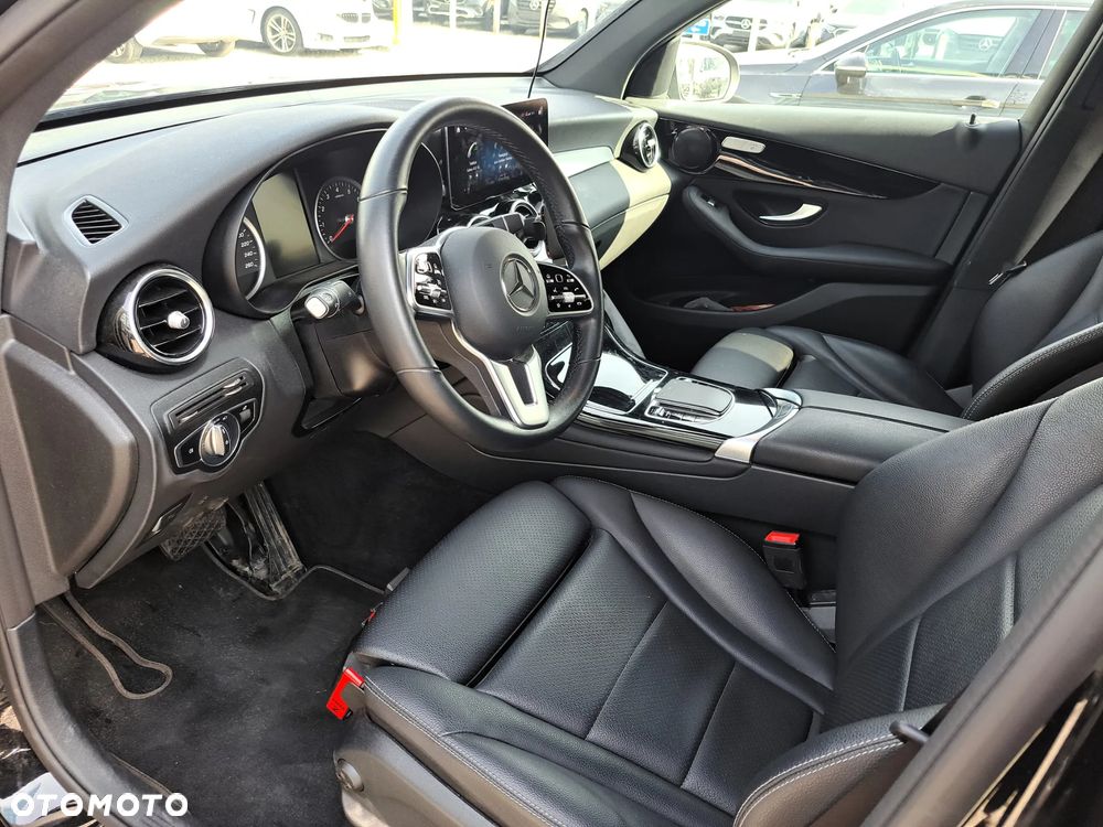 Mercedes-Benz GLC 200 4-Matic - 12