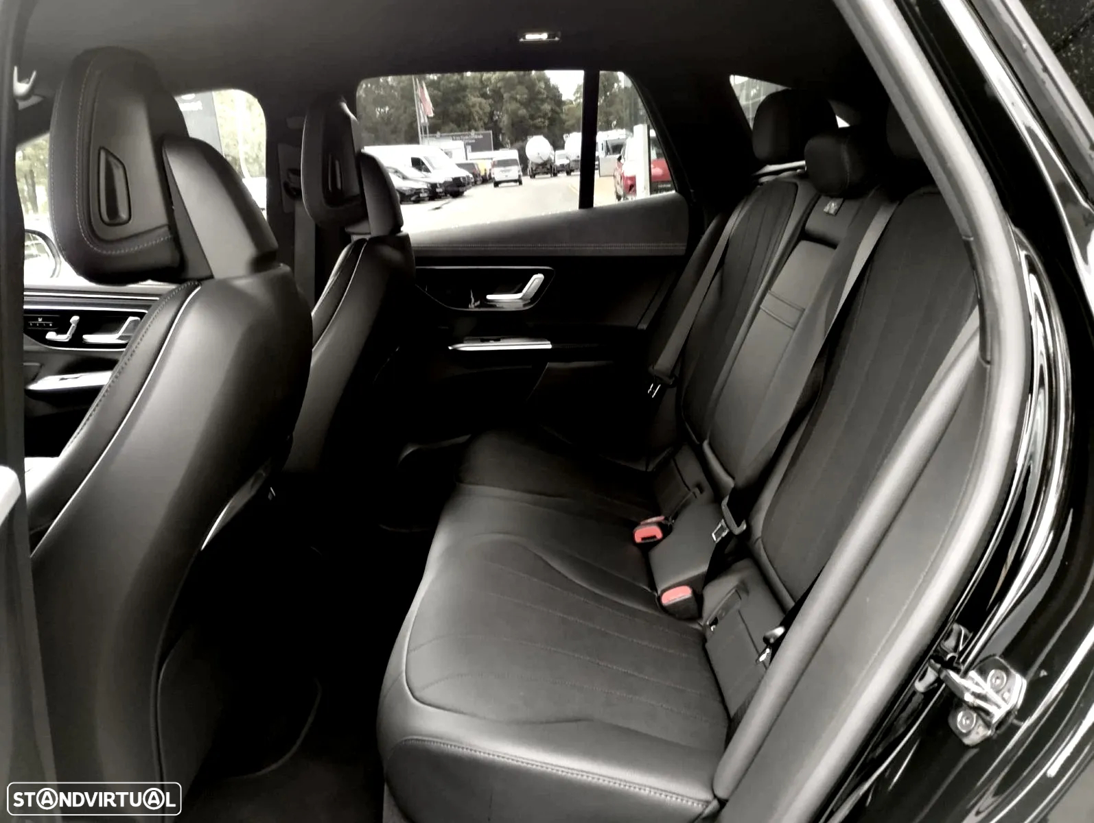 Mercedes-Benz EQE SUV 300 Edition - 8