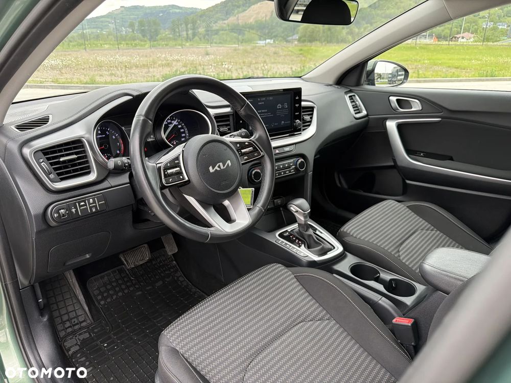 Kia Ceed 1.5 T-GDI M DCT - 10