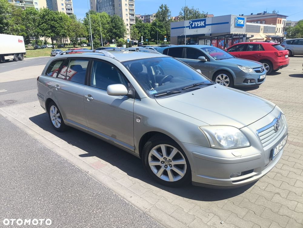 Toyota Avensis - 7