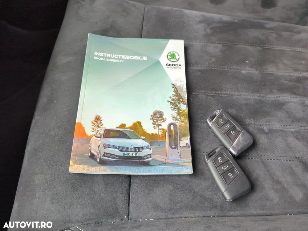 SKODA Superb 2022 — imagine 10