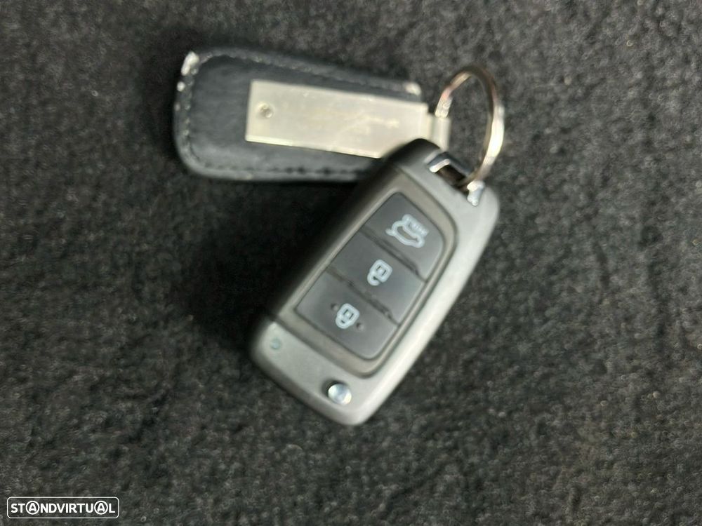 Hyundai Tucson 1.6 T-GDI HEV Premium - 19