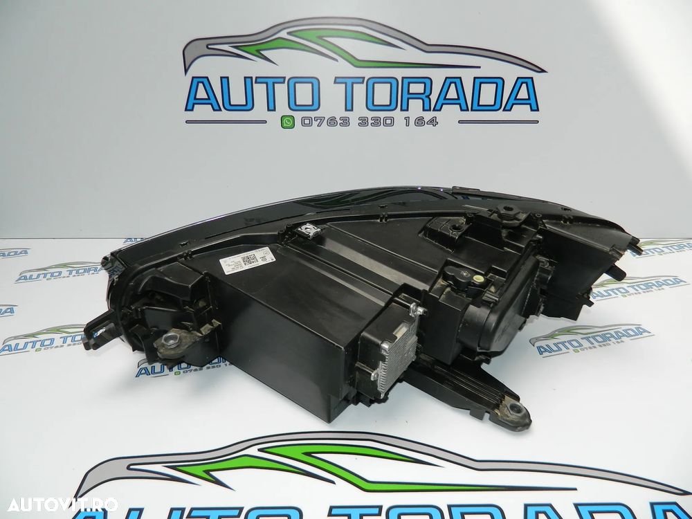 Far Led VW Passat an 2025 2026 cod 3J1941006 - 7