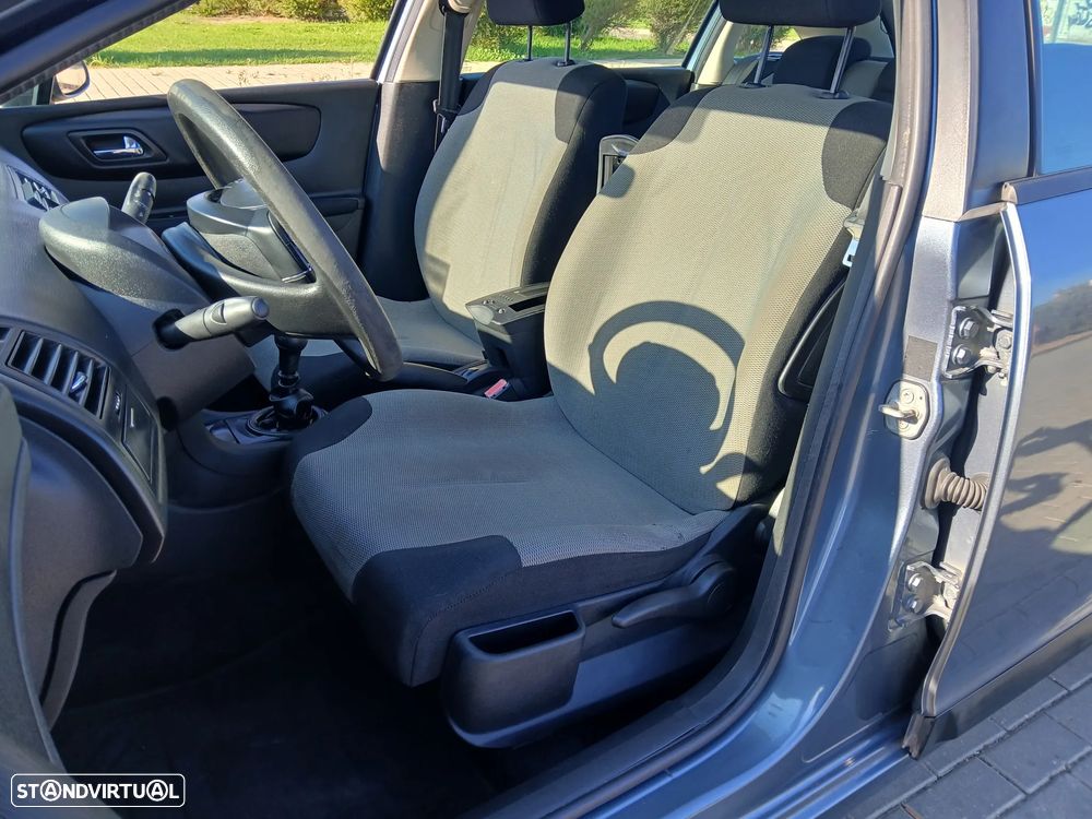 Citroën C4 1.6 HDi Style - 7