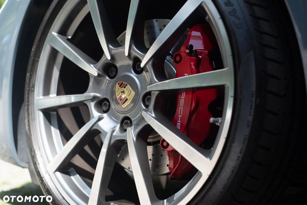 Porsche 911 Carrera S PDK - 20
