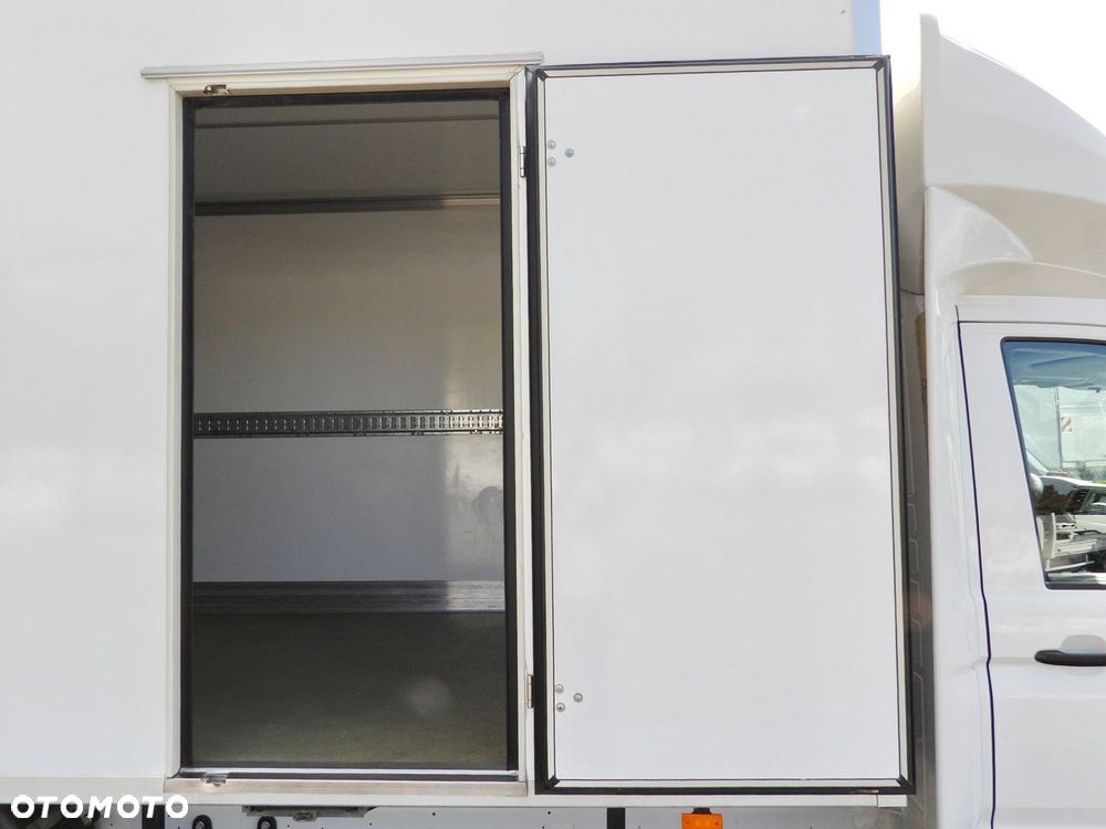 MAN TGE 3.140 CHŁODNIA KONTENER -1*C 8 PALET FUNKCJA GRZANIA TEMPOMAT PNEUMATYKA KLIMATYZACJA  140KM - 23