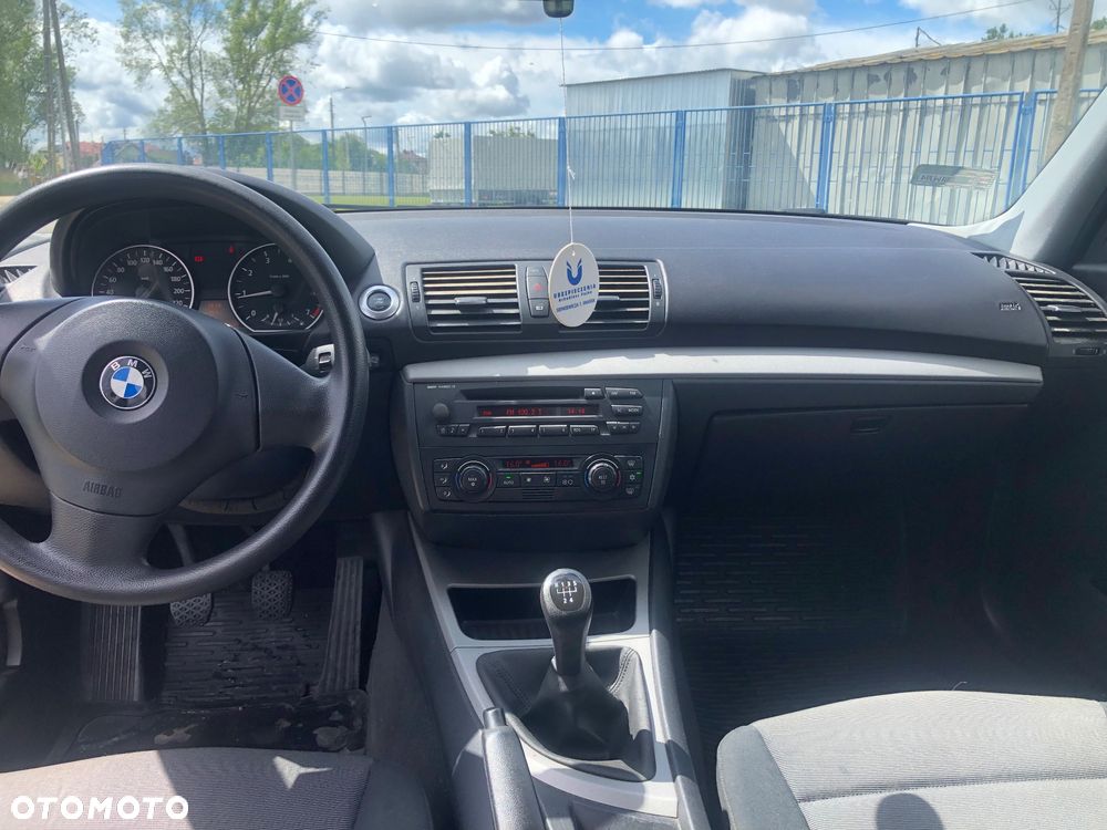 BMW Seria 1 - 12