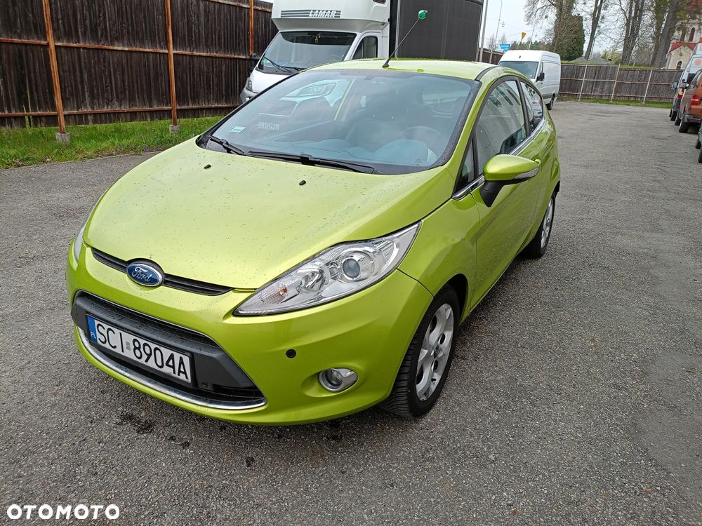 Ford Fiesta 1.4 Autom Titanium - 1
