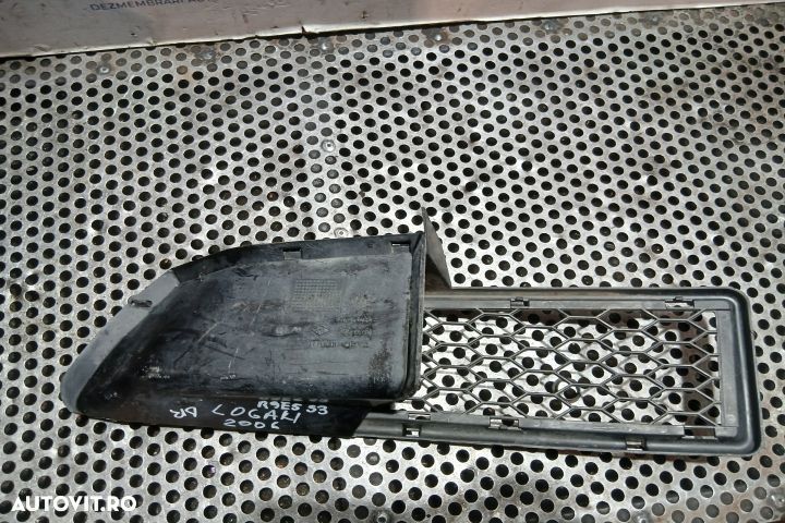 Grila bara fata dreapta 8200301496 8200301496 Dacia Logan 1 [facelift - 2