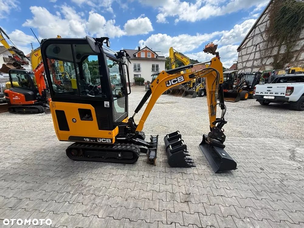 JCB 19C-1 PowerTilt - 1