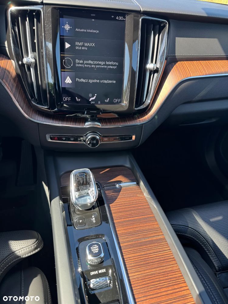 Volvo XC 60 B5 D AWD Inscription - 20