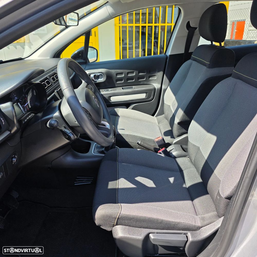 Citroën C3 1.2 PureTech C-Series - 12