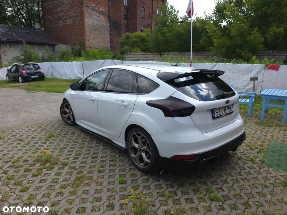 Ford Focus - 3