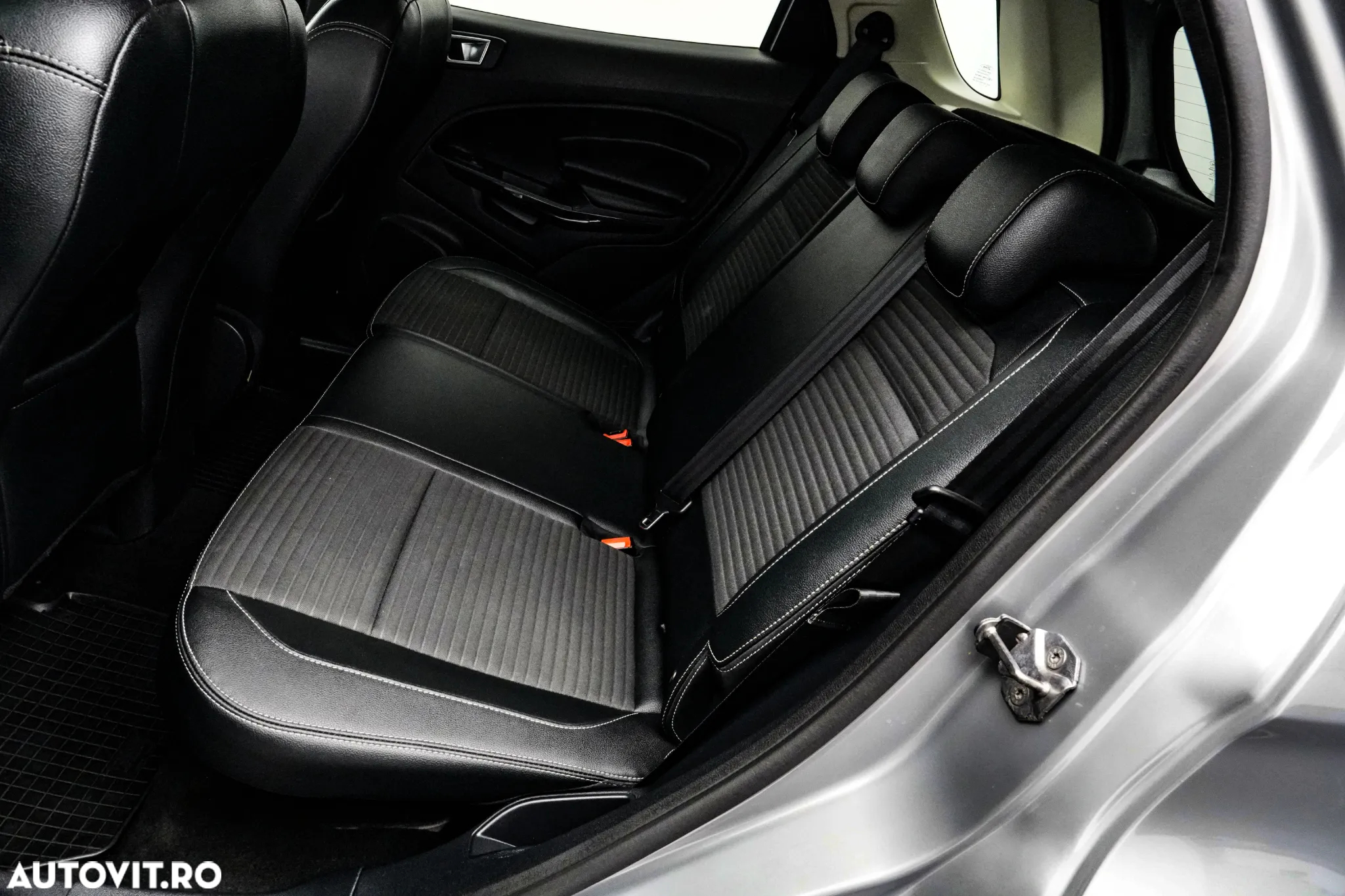 Ford EcoSport 1.5 EcoBlue Titanium - 13