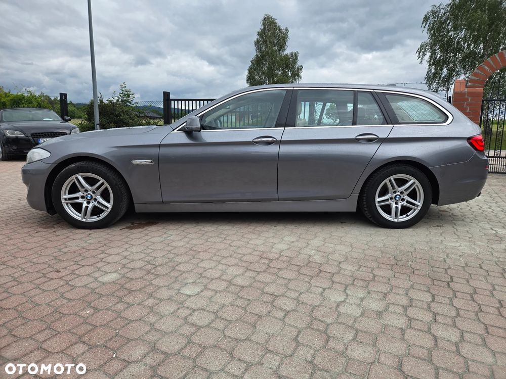 BMW Seria 5 520d Luxury Line - 2