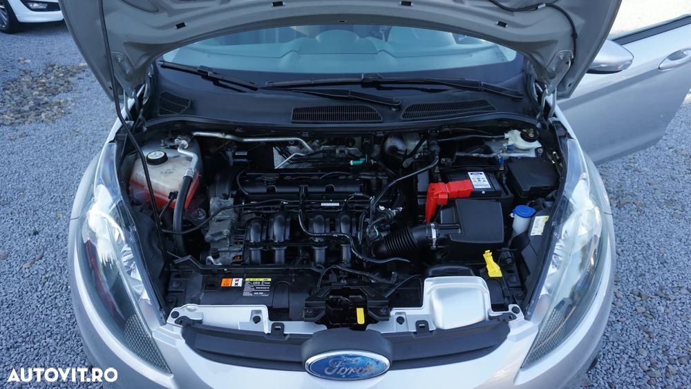 Ford Fiesta 1.25 Ambiente - 26
