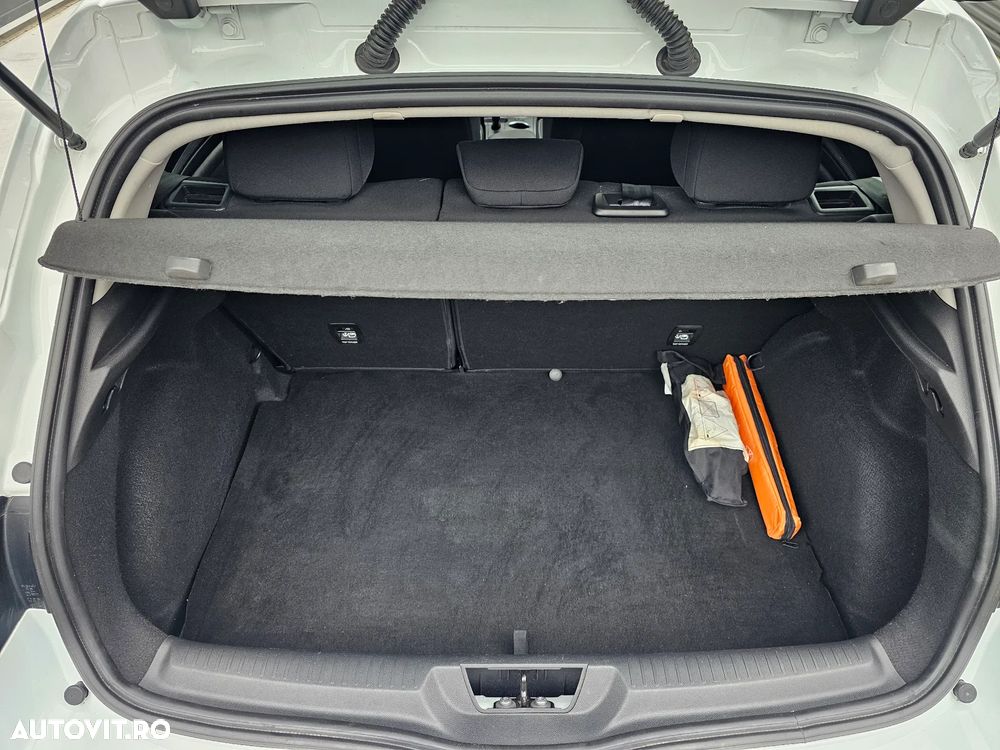 Renault Megane BLUE dCi 115 BUSINESS EDITION - 13