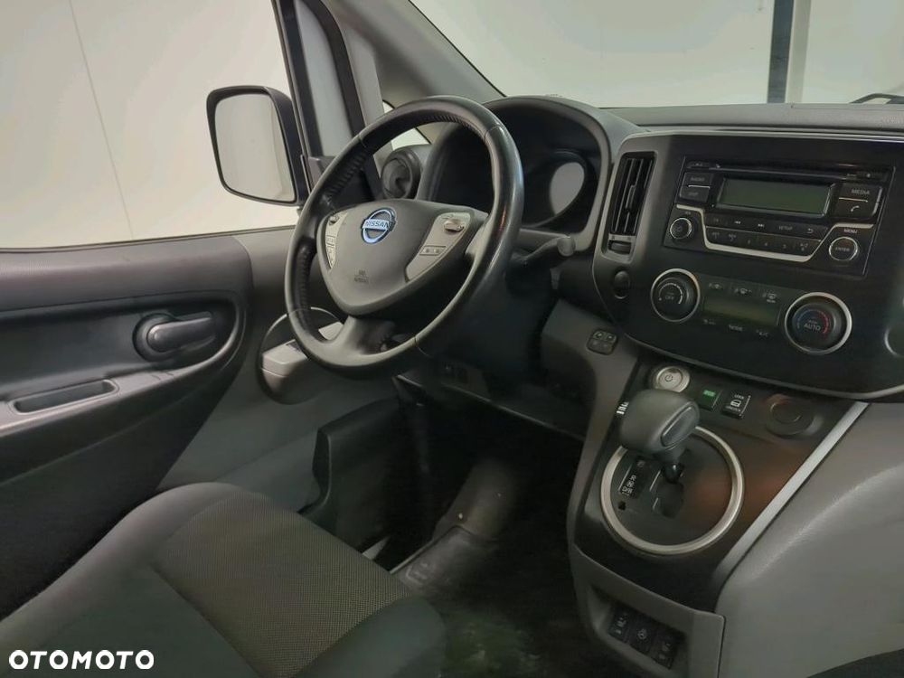 Nissan NV200 - 4