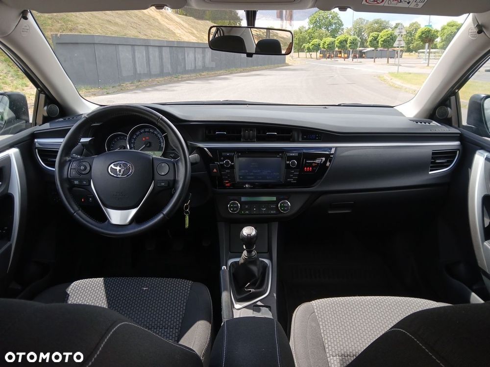 Toyota Corolla 1.6 Premium EU6 - 23