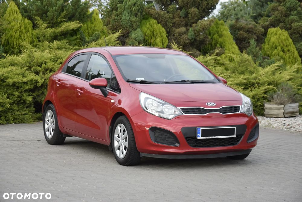 Kia Rio - 3