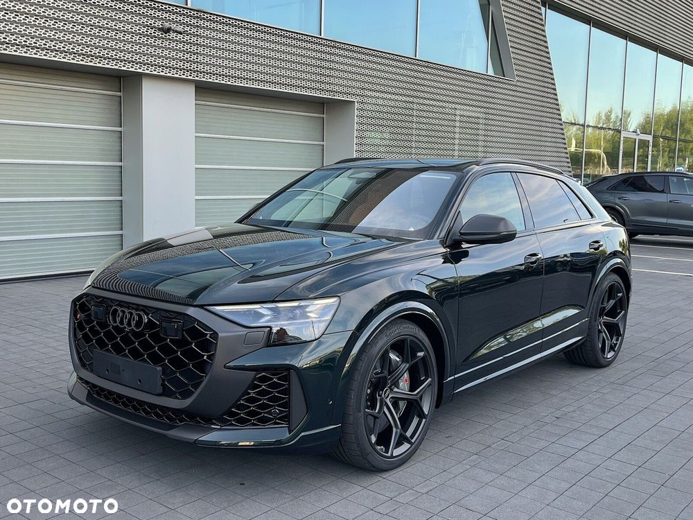 Audi RS Q8 - 8