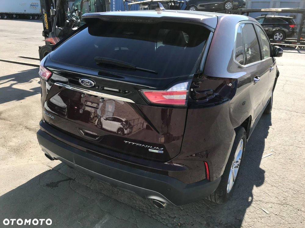Ford Edge 2.0 EcoBlue Twin-Turbo 4WD Titanium - 26