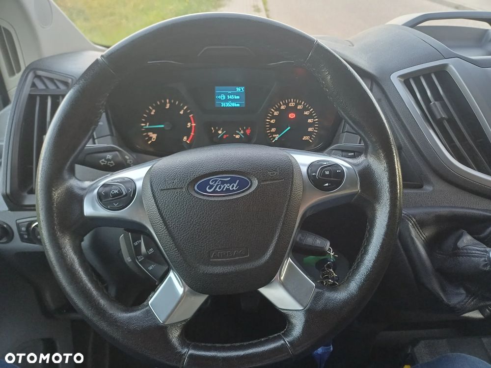 Ford Transit - 8