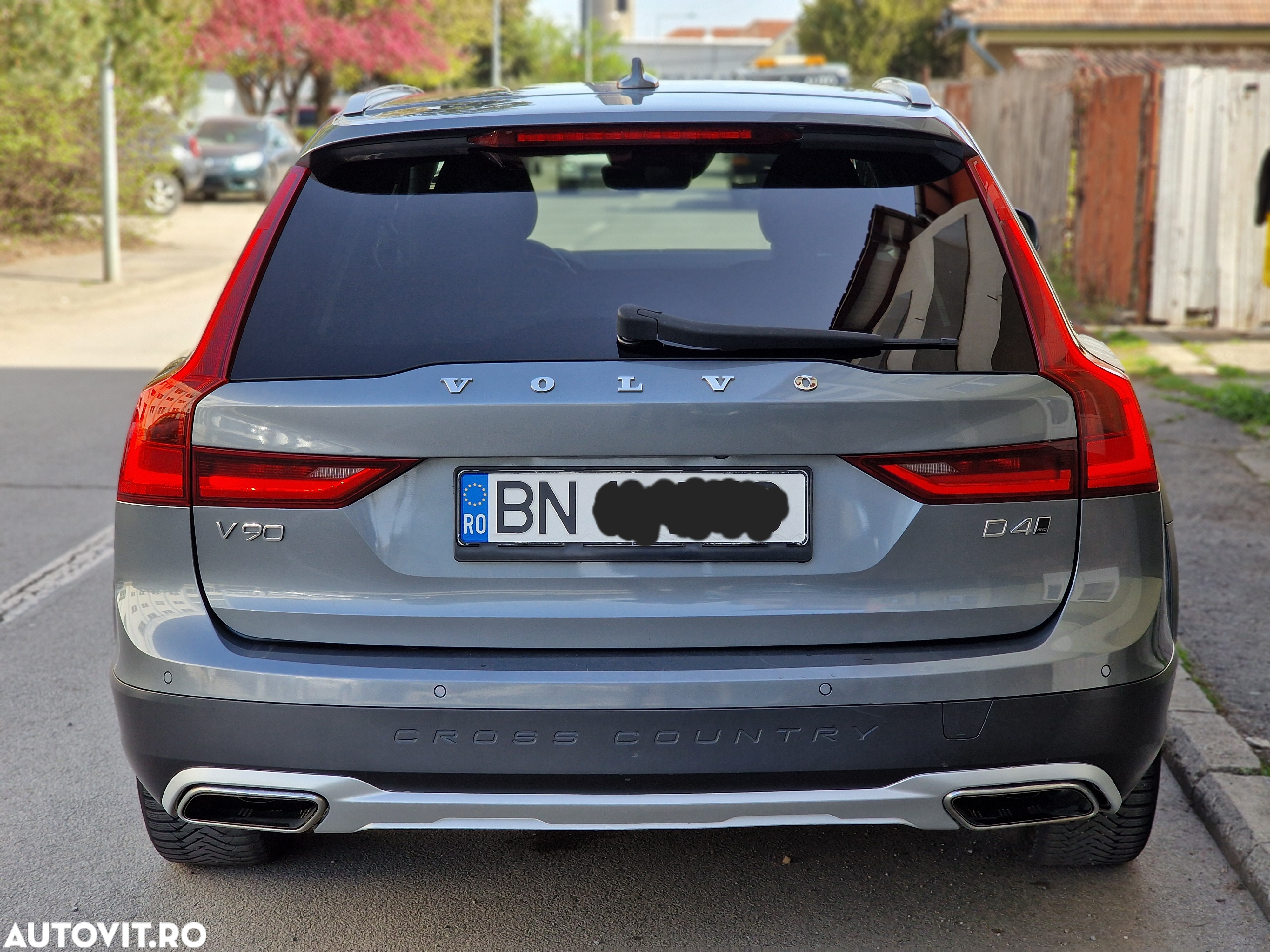 Volvo V90 Cross Country D4 AWD Geartronic - 5