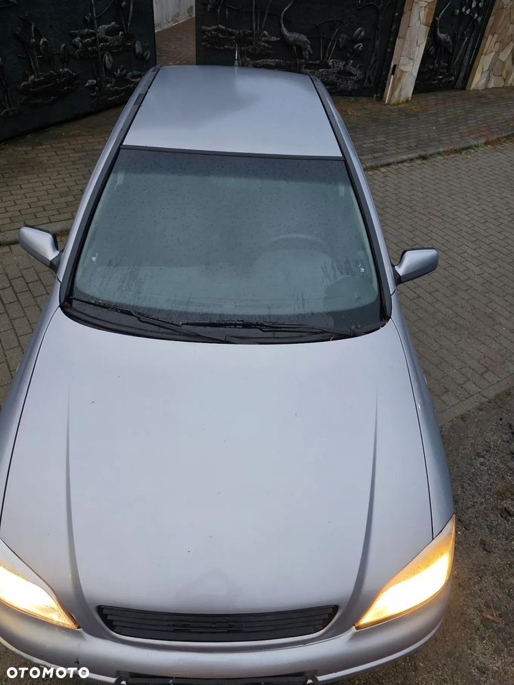 Opel Astra II 1.8 Elegance - 18