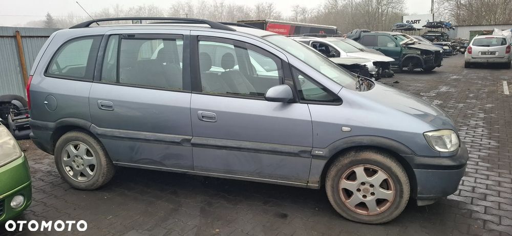 Opel Zafira A na części 1,6 b