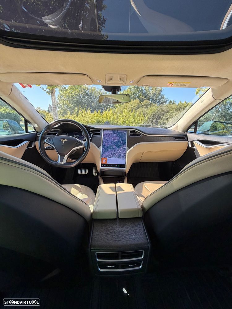 Tesla Model S 85 Perfomance - 6