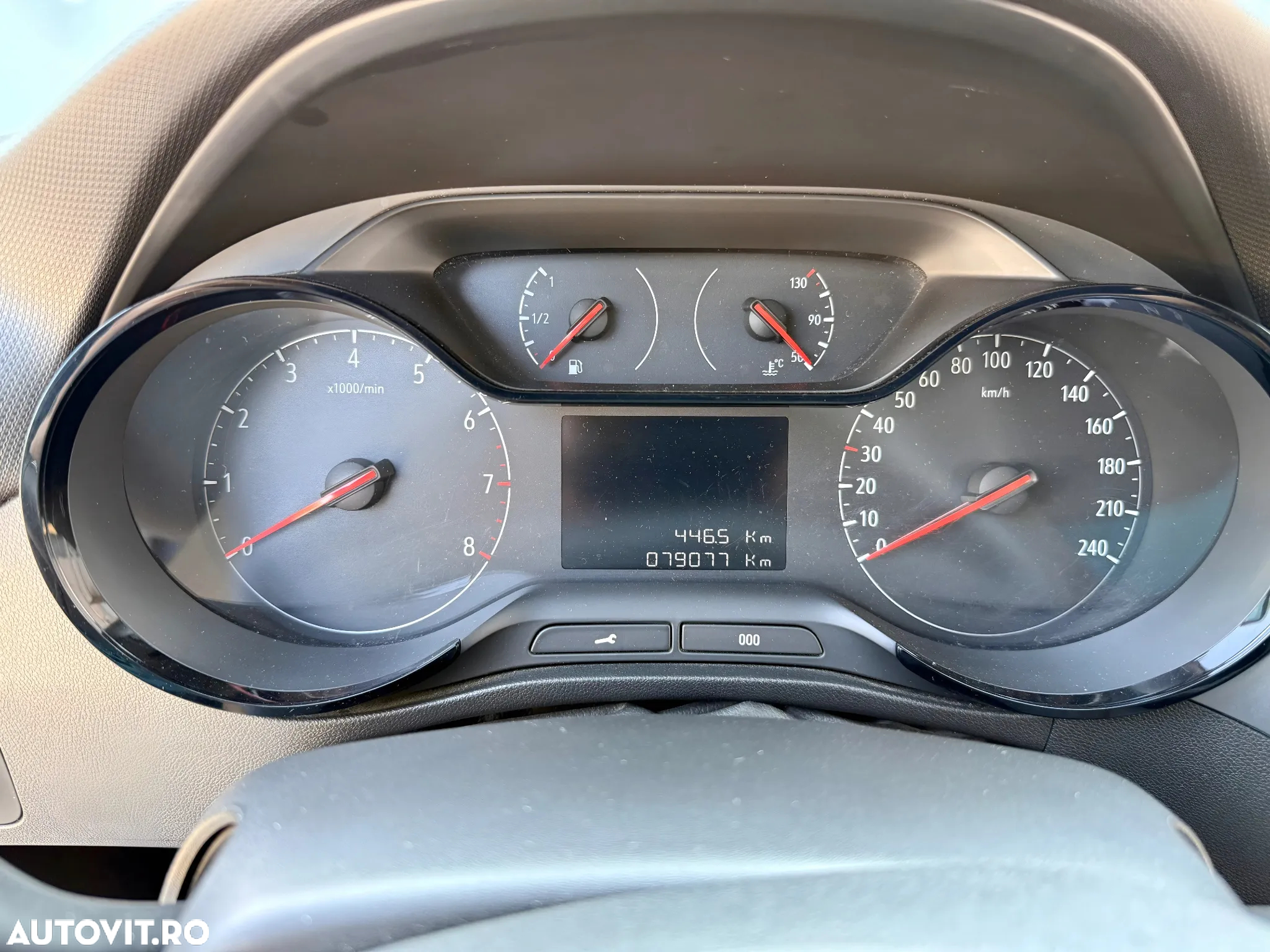 Opel Crossland X 1.2 Start/Stop Enjoy - 5