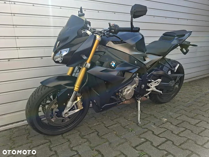 BMW S - 3