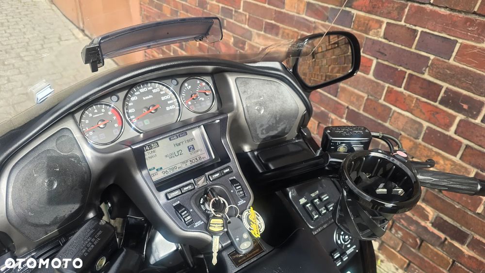 Honda GL - 10